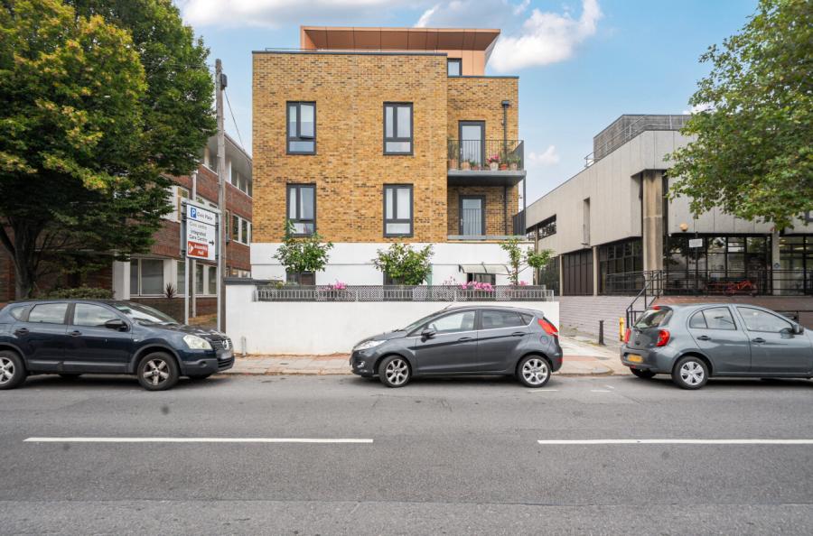 3 bedroom apartment for sale