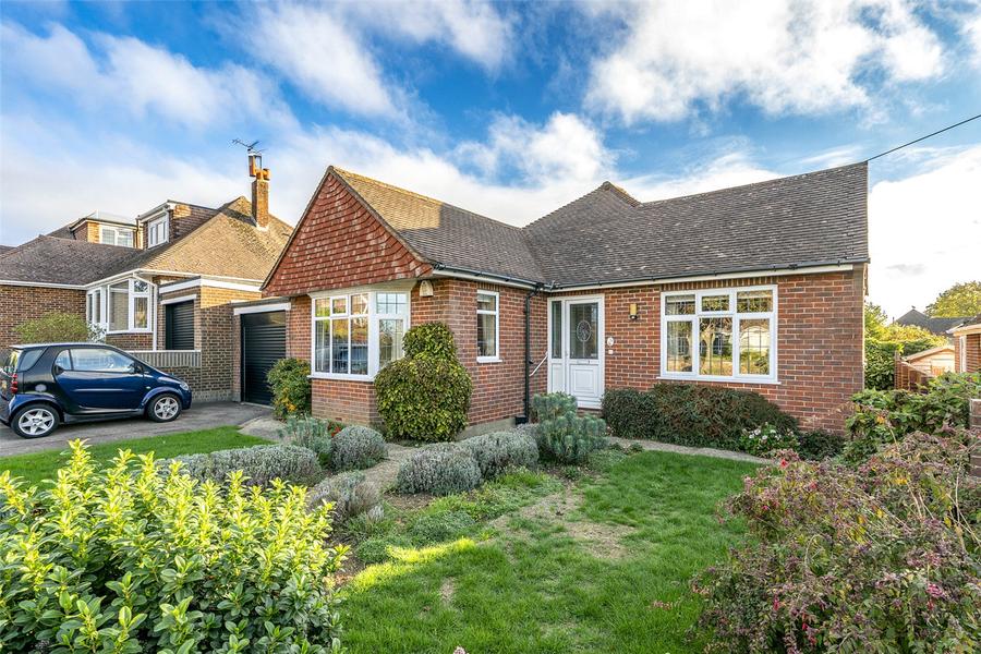2 bedroom detached bungalow for sale