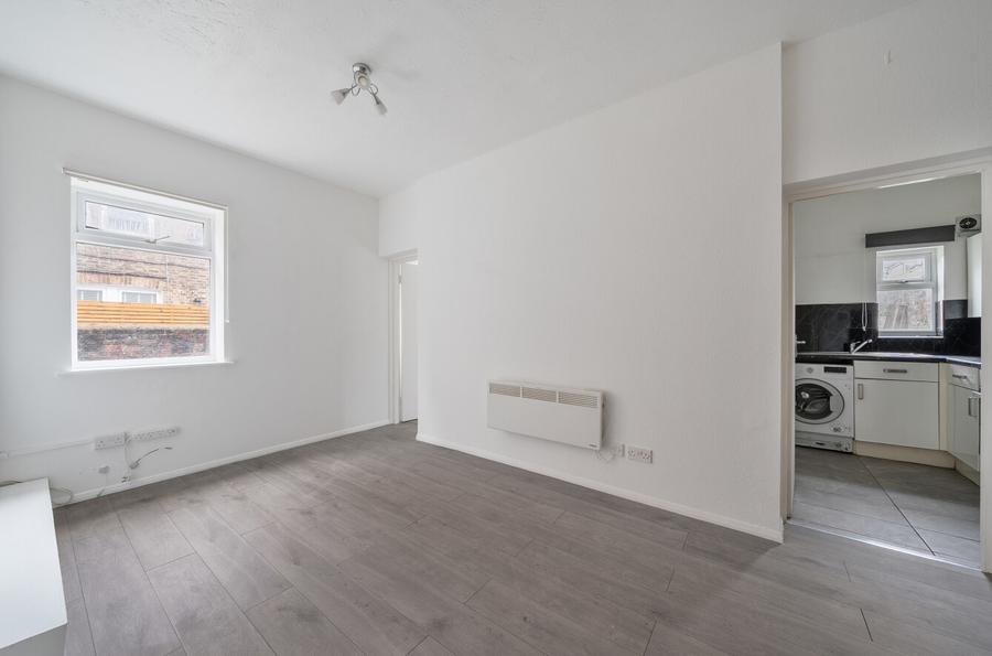 1 bedroom apartment for sale