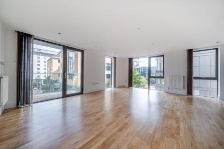 Underhill Gardens, Ealing, London, W5