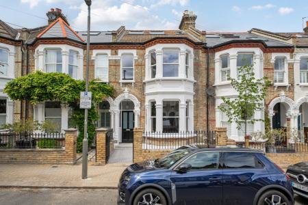Boundaries Road, Balham, London, SW12