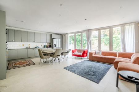 Trinity Crescent, Balham, London, SW17