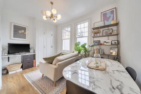 Bedford Hill, Balham, London, SW12