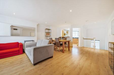 Barnard Road, Battersea, London, SW11