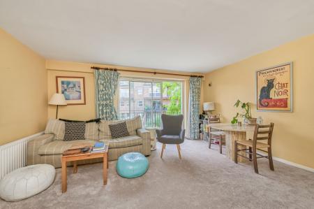 Thorney Crescent, London, SW11