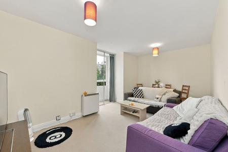 Bramlands Close, Battersea, London, SW11