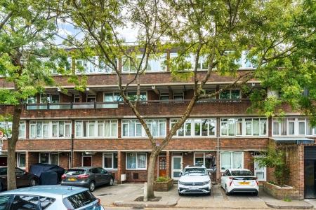 Carey Gardens, Nine Elms, London, SW8