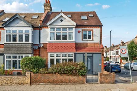 Broomwood Road, London, SW11