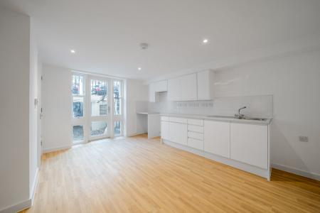 St Stephens Gardens, Bayswater, London, W2
