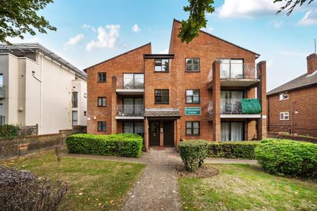Bromley Road, Shortlands, Bromley, BR2