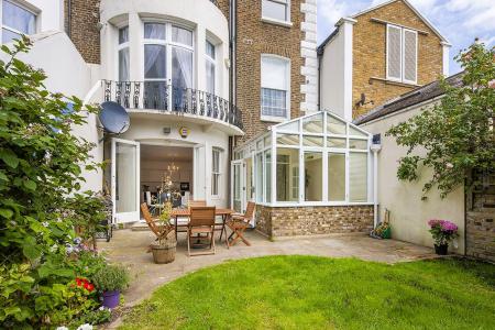 Belsize Square, Belsize Park, London, NW3
