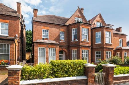 Lambolle Road, Belsize Park, London, NW3