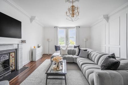 Finchley Road, Hampstead, London, NW3