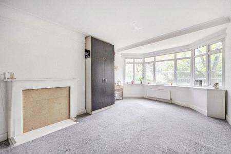 Belsize Avenue, Belsize Park, London, NW3