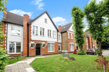 Hervey Road, Blackheath, London, SE3