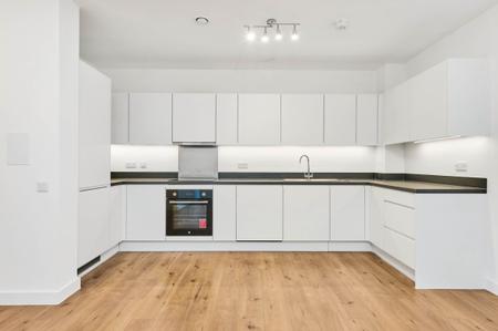 New Road, Dagenham, RM9
