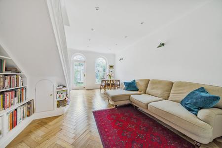 Sophia Square, Rotherhithe, London, SE16