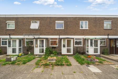 Waterside Close, London, SE16