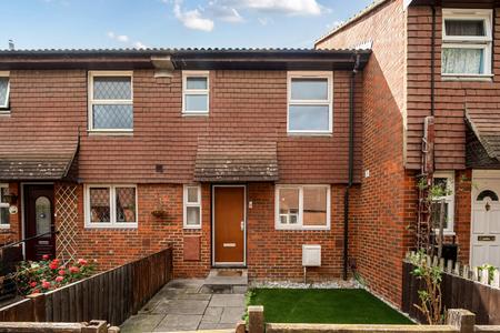Pedworth Gardens, Bermondsey, London, SE16