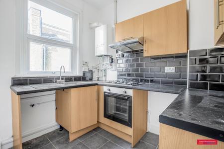 Inchmery Road, London, SE6
