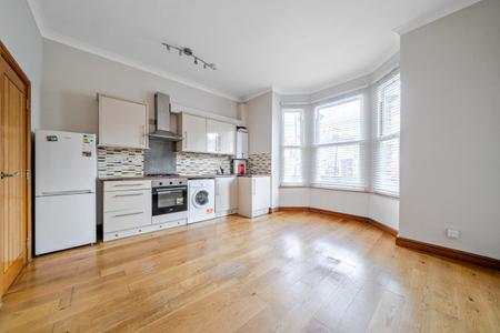Perry Hill, London, SE6