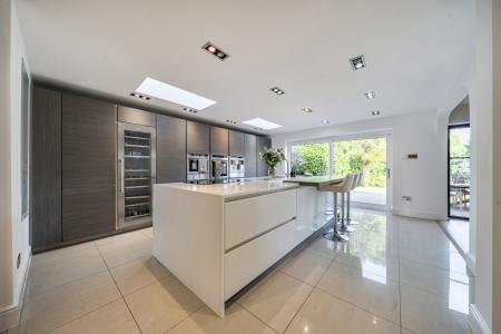 Kevington Drive, Chislehurst, BR7
