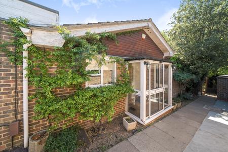 Edgeborough Way, Bromley, Kent, BR1