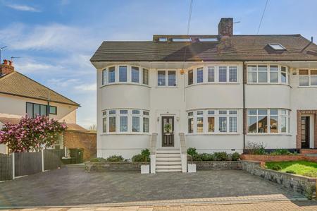 Edgebury, Chislehurst, Kent, BR7