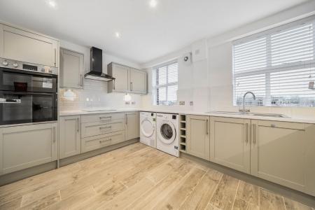 Wellesley Road, Chiswick, London, W4