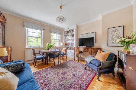 Thames Road, Chiswick, London, W4