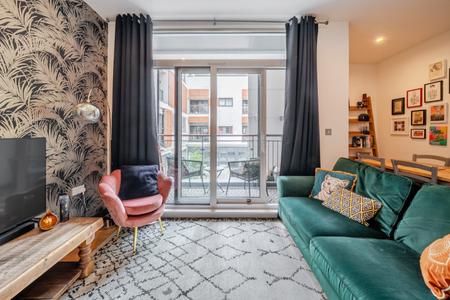 Cornell Square, Nine Elms, London, SW8