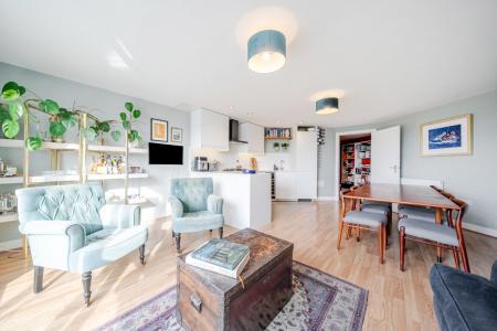 Clapham Road, Clapham, London, SW9