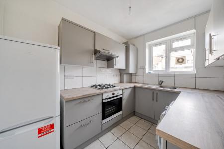 Whites Square, Clapham, London, SW4