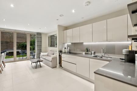 Bourke Close, London, SW4