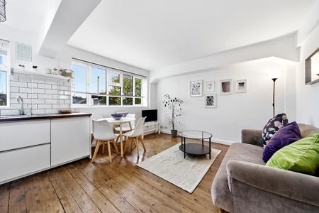 Acre Lane, Brixton, London, SW2