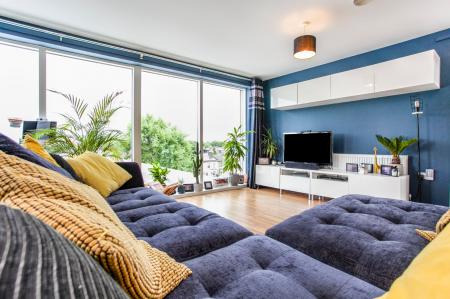 Park Road, Crouch End, London, N8