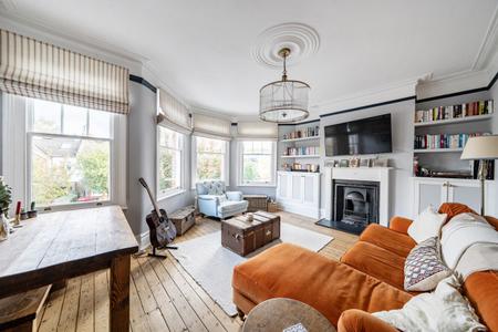 Nightingale Lane, London, N8