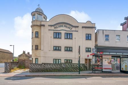 Portland Road, Norwood Junction, London, SE25