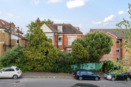Sylvan Road, London, SE19