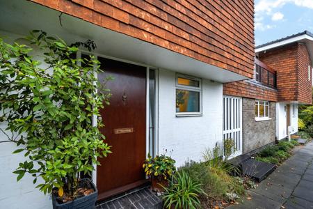 Morkyns Walk, Dulwich, London, SE21