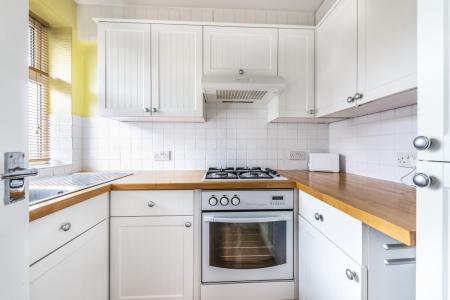Kimber Road, Earlsfield, London, SW18
