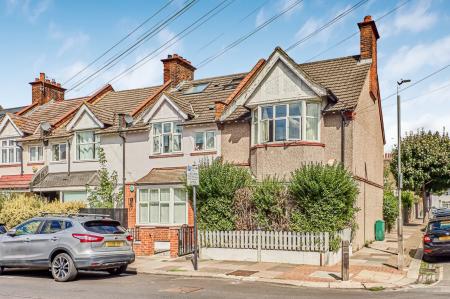 Tranmere Road, Earlsfield, London, SW18