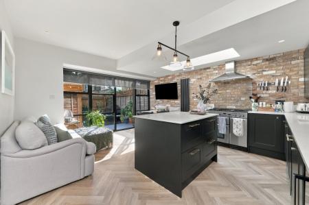 Penwith Road, Earlsfield, London, SW18