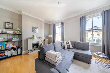 Melbourne Grove, London, SE22