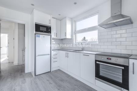 Windsor Road, London, N3