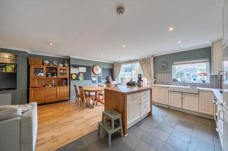 The Limes Avenue, London, N11