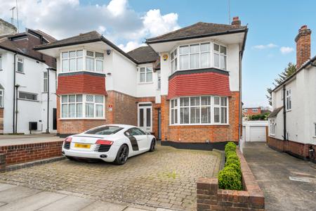 Cowper Road, Southgate, London, N14