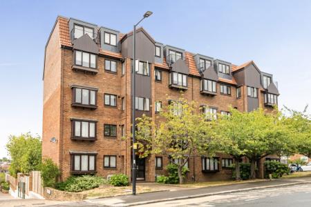 Chase Road, Southgate, London, N14
