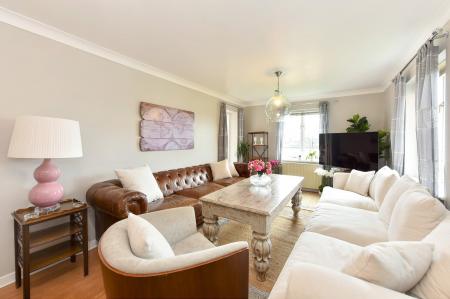 Milton Court, Carrara Wharf, Ranelagh Gardens, Fulham, London, SW6