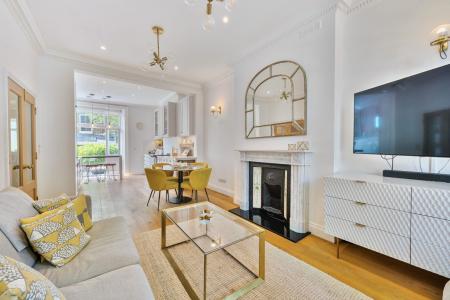 Crookham Road, Fulham, London, SW6
